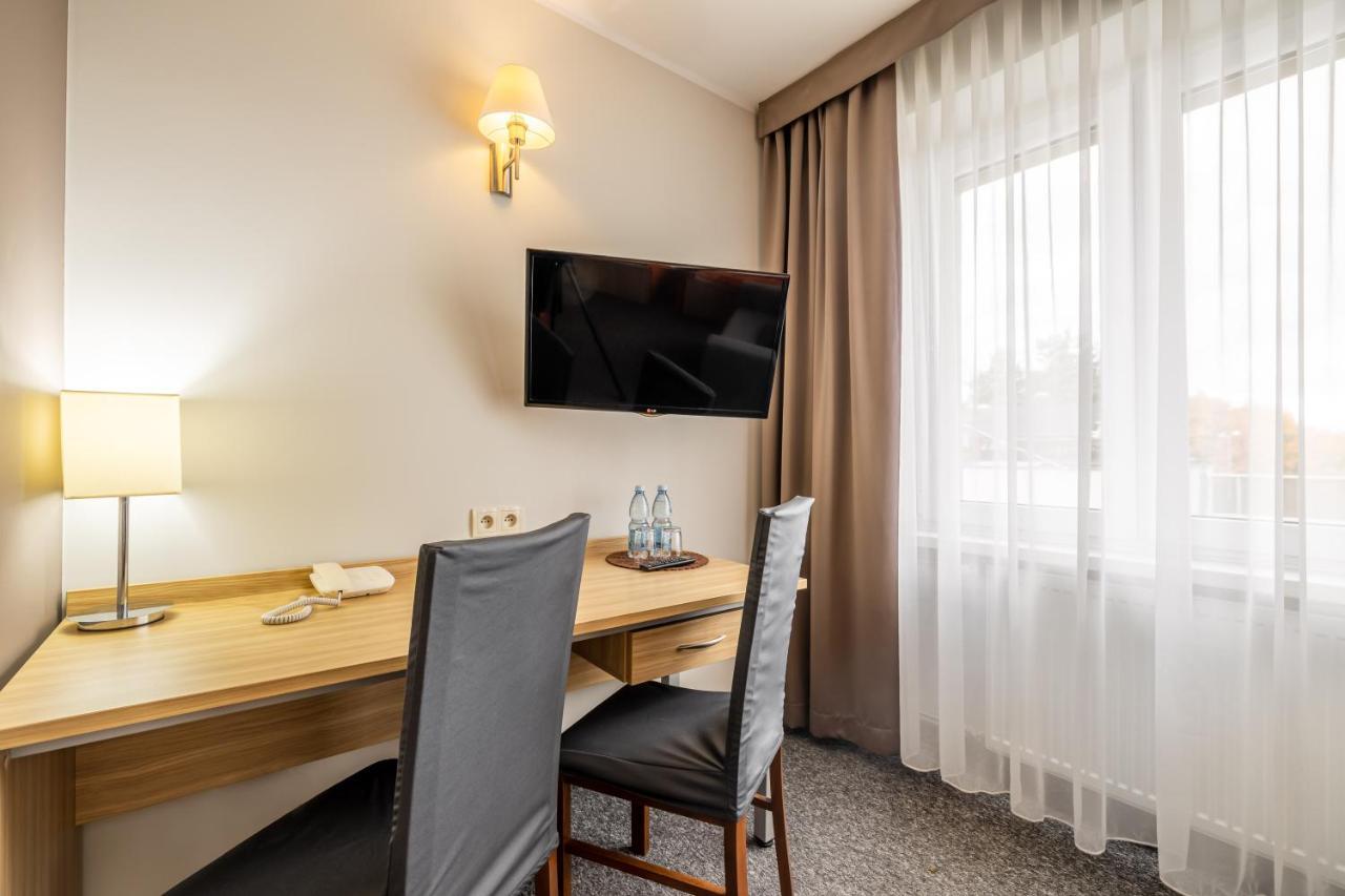 Hotel Lesny Bialystok Bagian luar foto