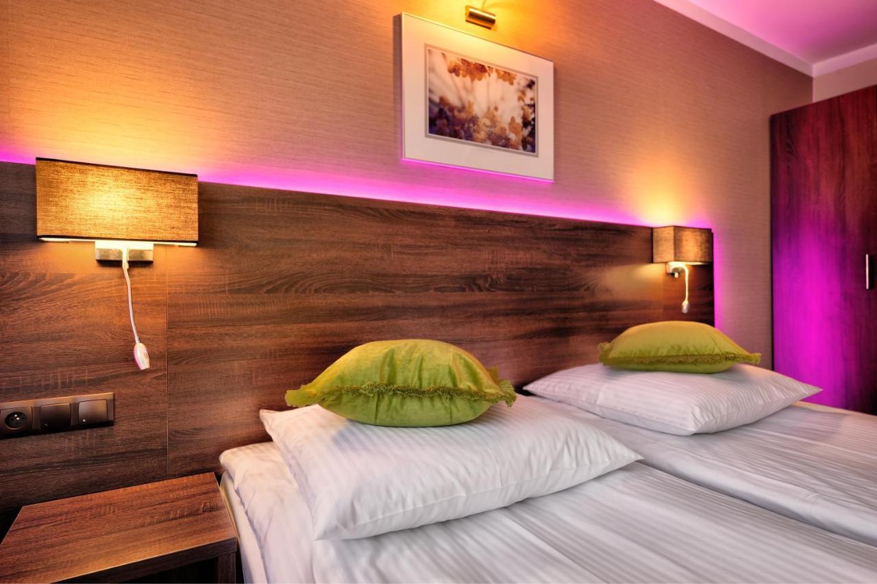 Hotel Lesny Bialystok Bagian luar foto