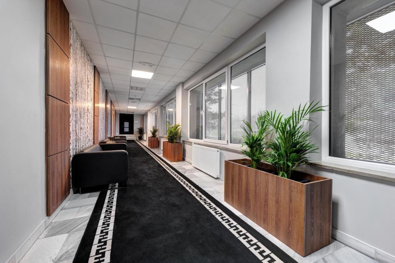 Hotel Lesny Bialystok Bagian luar foto